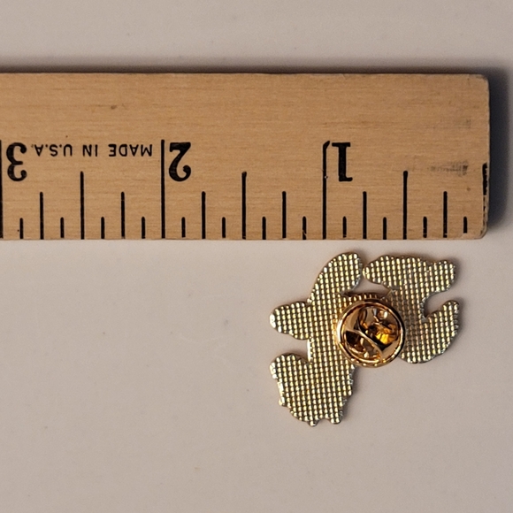 Sweet Dreamy Magical Pony In The Clouds Enamel Pin - Picture 10 of 12